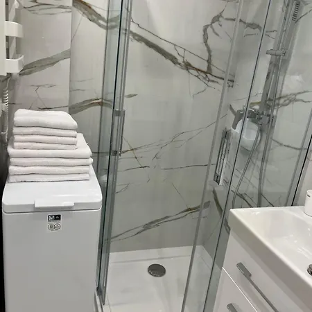 Koralowiec شقة أوستكا